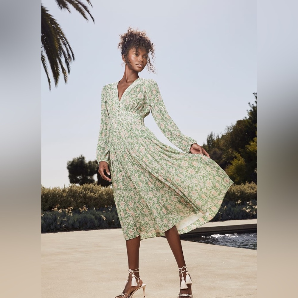 Garden Dancer Green Floral Print Pleated Long Sleeve Midi Dress